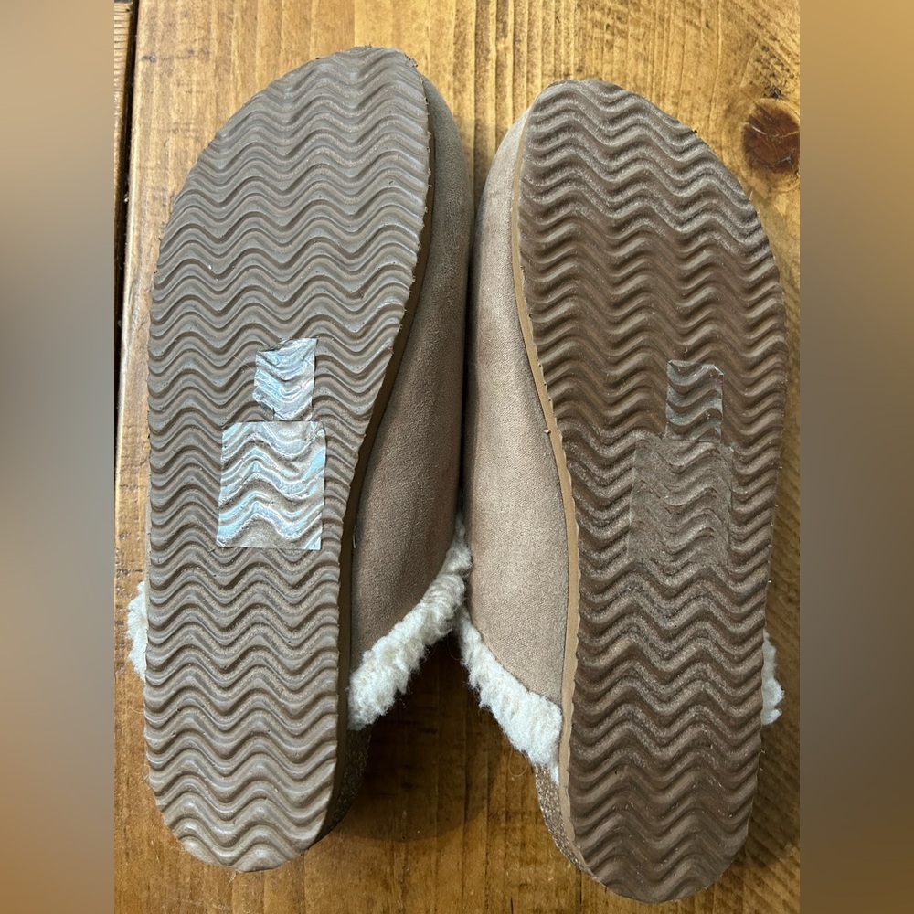 J. Crew Tan Suede/Shearling Clog Women's Slippers - Picture 5 of 8